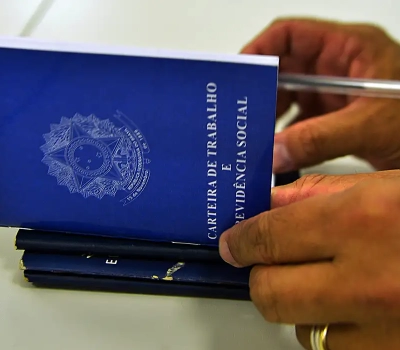 Governo confirma salário mínimo de R$ 1.621 em 2026