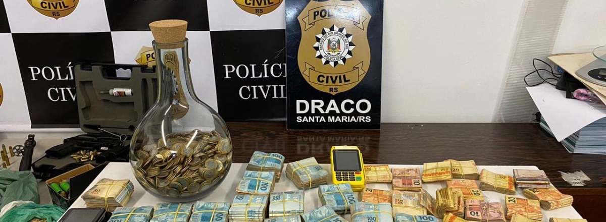 Integrante  de facção é preso com mais de R$ 340 mil e 7kg de droga em Santa Maria