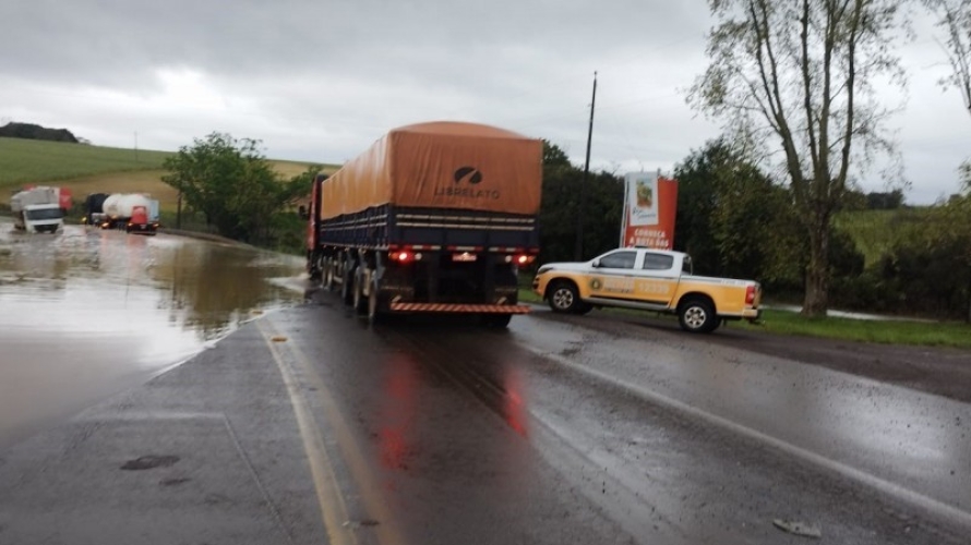 Rodovias do RS estão com trechos interditados em razão das chuvas