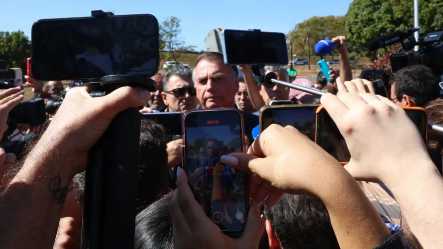 “Suprema humilhação”, diz Bolsonaro sobre tornozeleira eletrônica