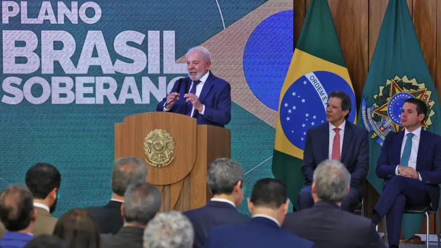 Governo anuncia R$ 30 bi em crédito para setores afetados por tarifaço