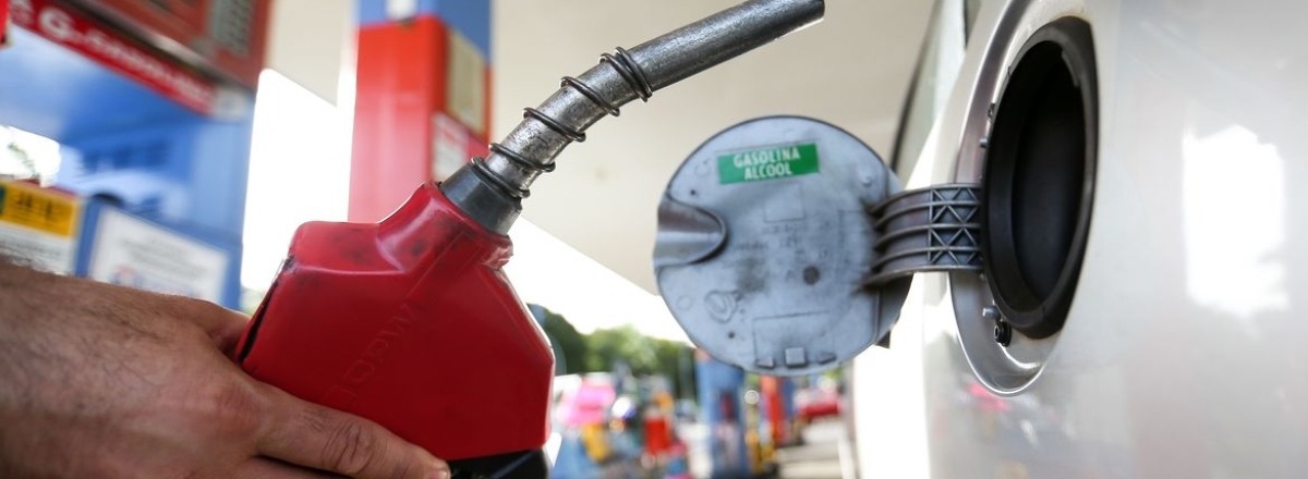 Petrobras aumenta preço da gasolina em 16% e do diesel em 26%