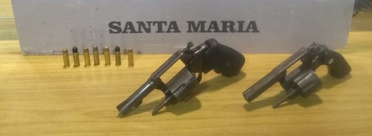 Dois jovens são presos por porte ilegal de arma de fogo em Santa Maria