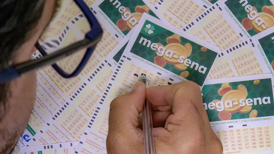 Mega-Sena acumula novamente e prêmio principal vai para R$ 48 milhões