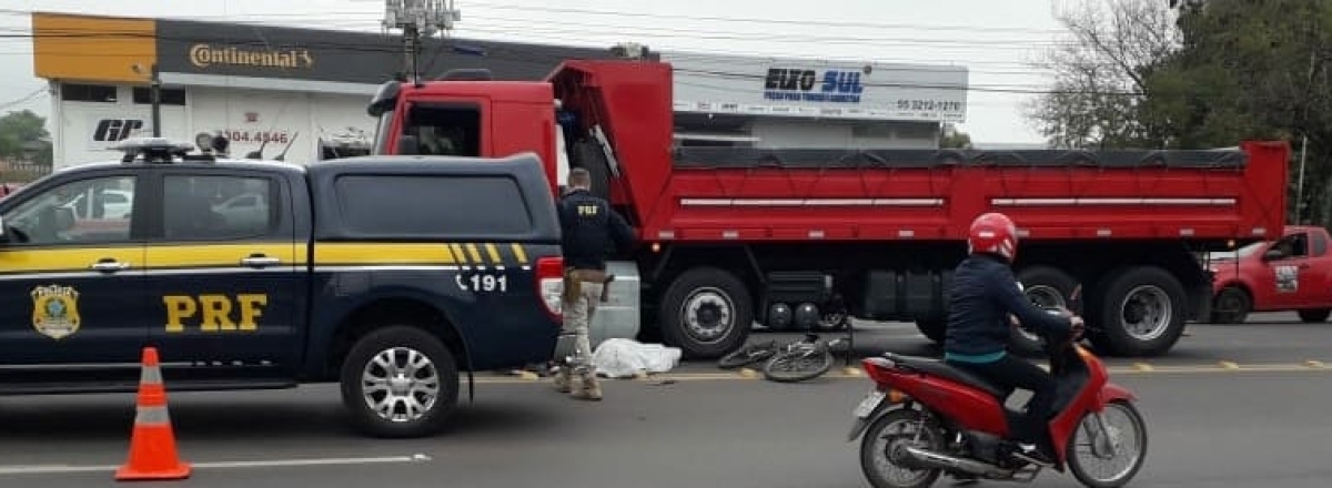 Ciclista morre em colisão com caminhão na BR-392 em Santa Maria