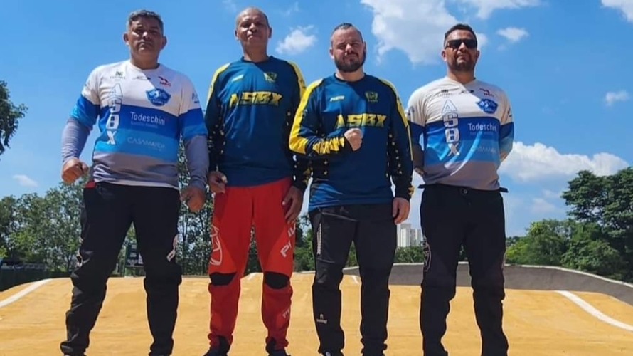 Santa-marienses conquistam dois títulos no circuito Brasil de Bicicross em SP