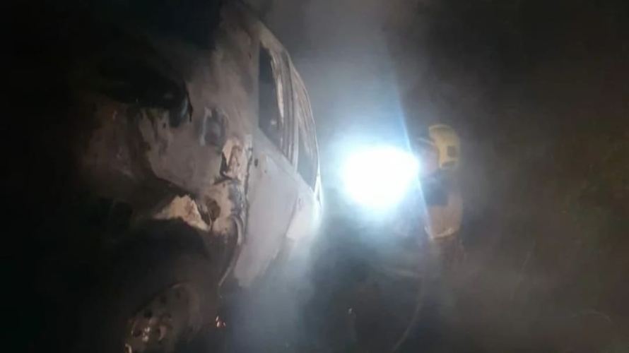 Carro pega fogo após sair da pista na ERS-511 em Santa Maria