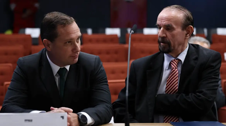 Cid confirma que Bolsonaro presenciou apresentação de minuta golpista