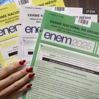 Enem 2025: candidatos fazem prova de matemática e ciências da natureza