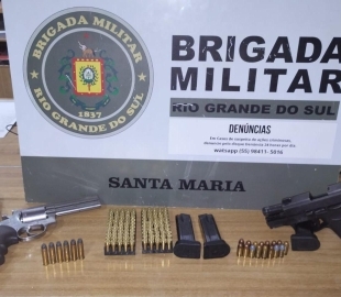 Homem é preso com duas armas de fogo e munições em Santa Maria
