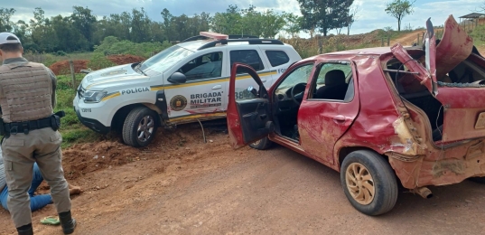 Motorista embriagado é preso após bater carro em viatura da Brigada Militar