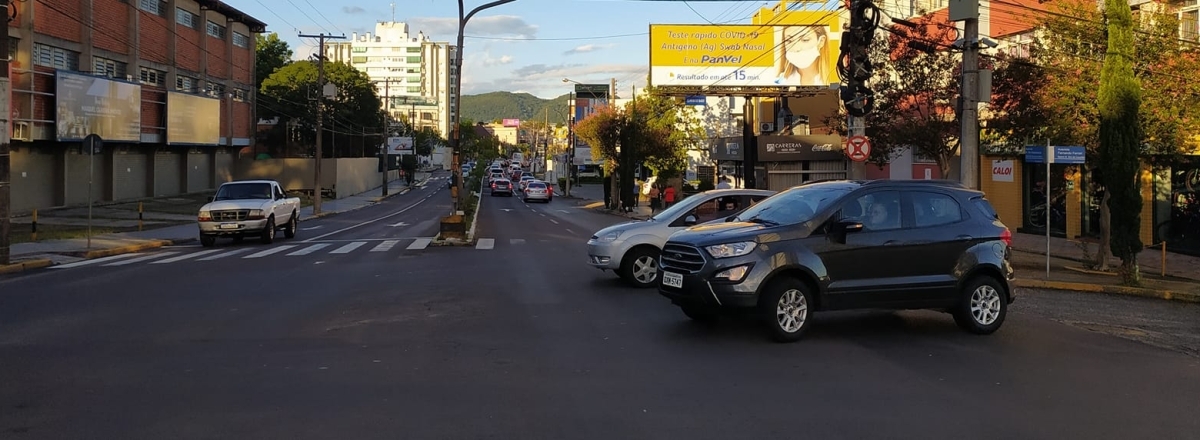 Avenida Medianeira lidera ranking de infrações de trânsito em janeiro e fevereiro