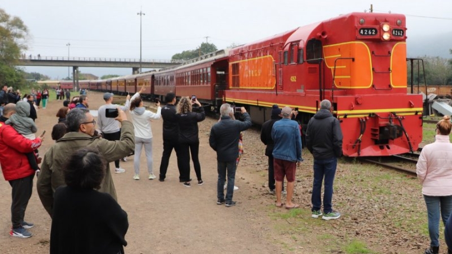 Trem da Quarta Colônia teve vagões lotados no final de semana