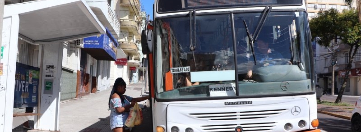 Calourada 2023 terá linha de ônibus gratuita