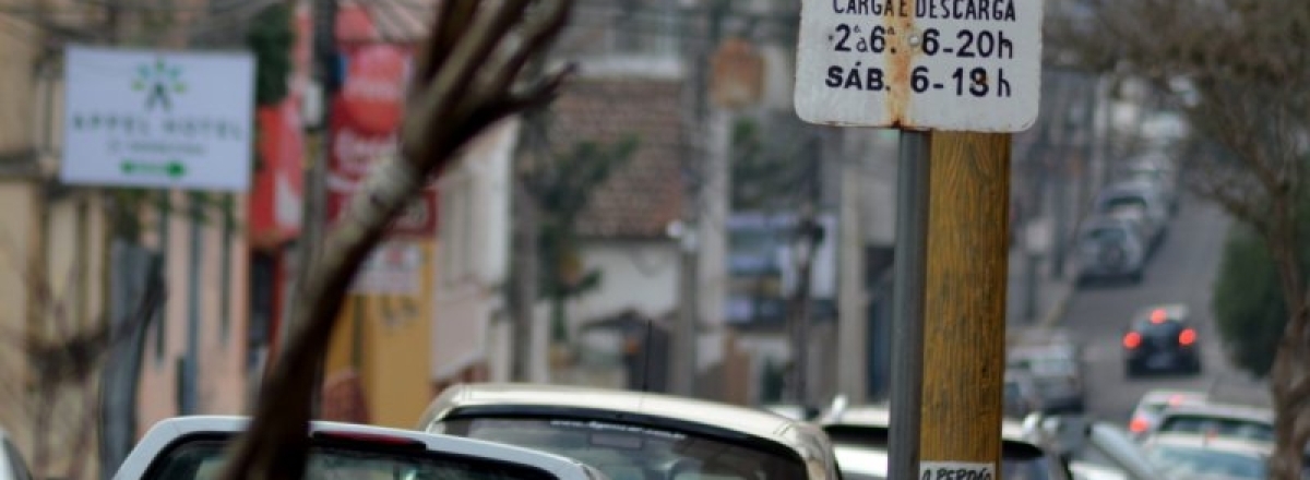Rua Venâncio Aires lidera ranking com 211 autuações de trânsito no mês de junho