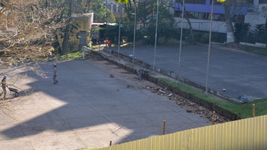 Prefeitura inicia reforma das quadras esportivas do Parque Itaimbé