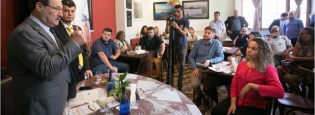 Sartori destaca gestão e legado de seu governo no Café com Alta Política