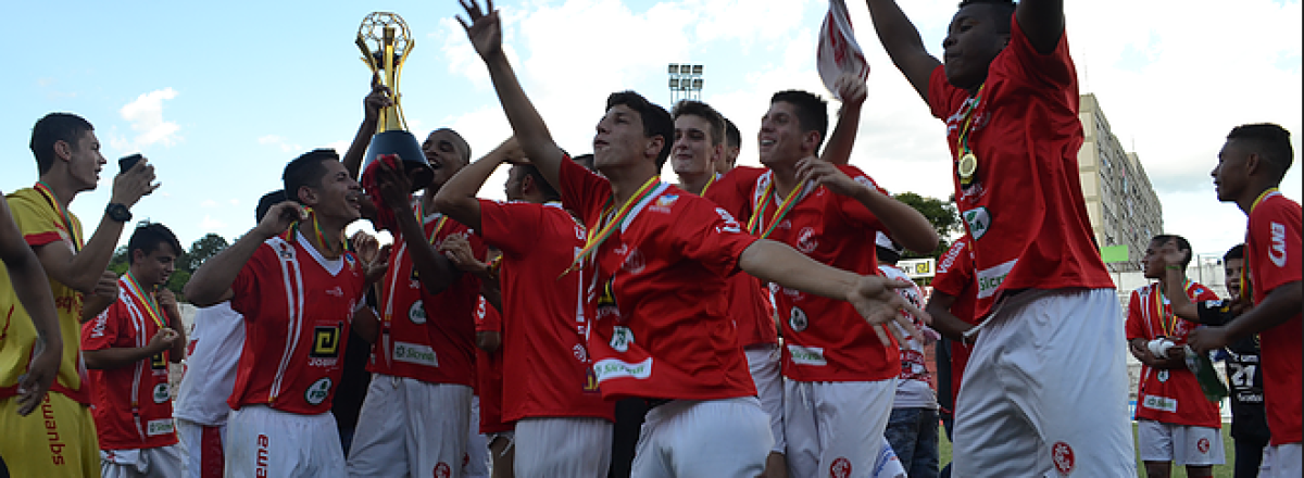 Inter-SM sub-17 é campeão do Campeonato Estadual Juvenil B