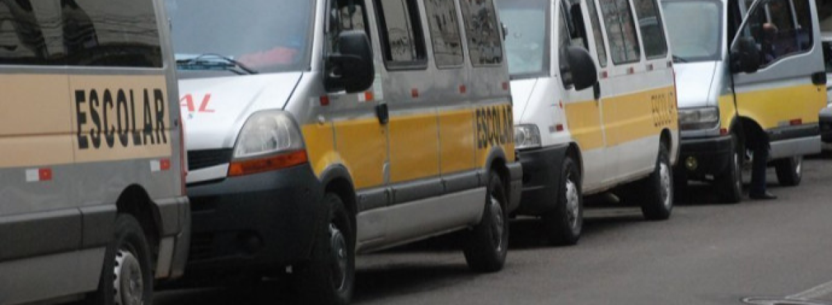 Prefeitura divulga relação de veículos escolares em situação regular em Santa Maria
