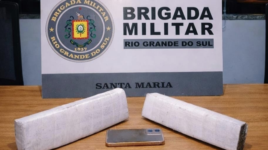 Idosa de 61 anos é presa com quase 2 kg de maconha em Santa Maria
