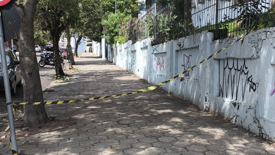 Adolescente morre após trocar tiros com policiais à paisana no Centro de Santa Maria