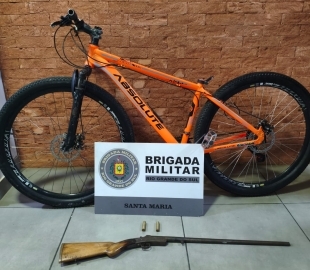 Homem é preso com espingarda e bicicleta furtada em Santa Maria