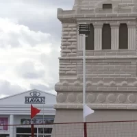 TST condena lojas Havan por racismo recreativo contra ex-funcionária