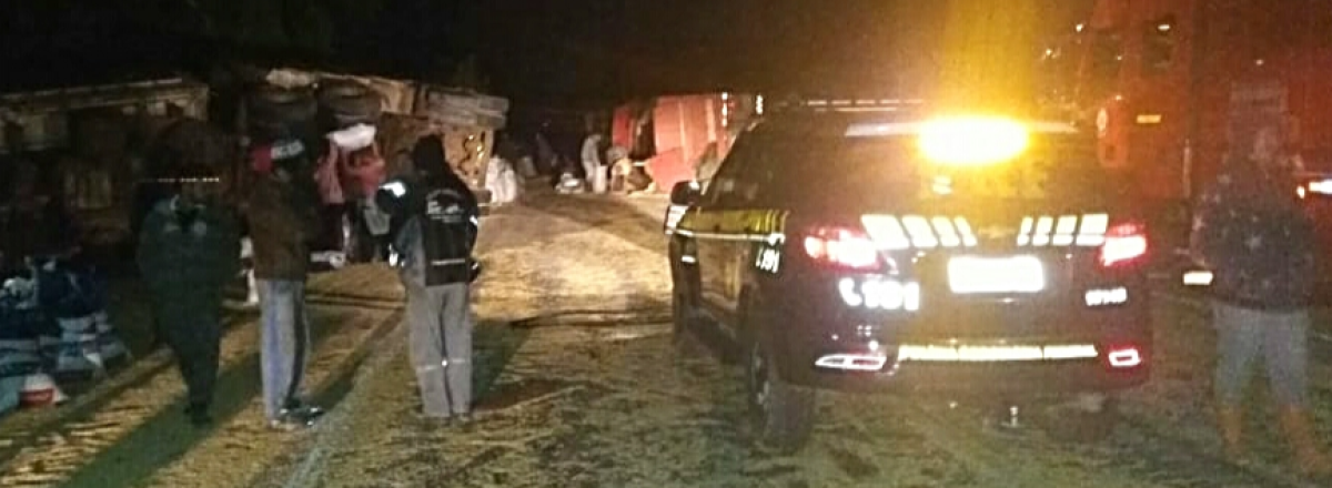Acidente provoca a morte de dois caminhoneiros em Caçapava do Sul