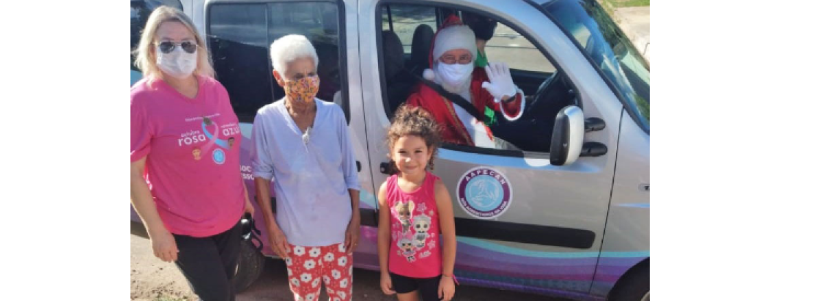 Aapecan Santa Maria entrega 120 cestas de Natal para usuários