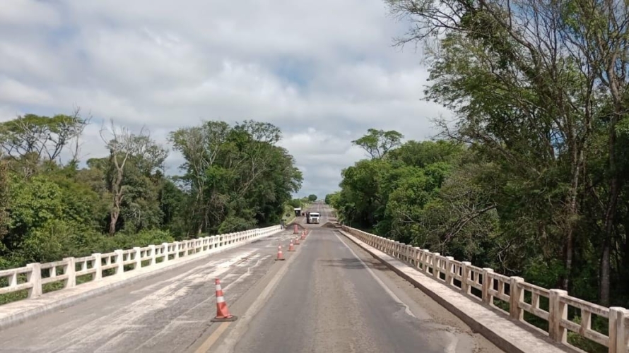 Ponte sobre o Arroio Bossoroca na BR-290 terá restrições para veículos pesados nesta sexta