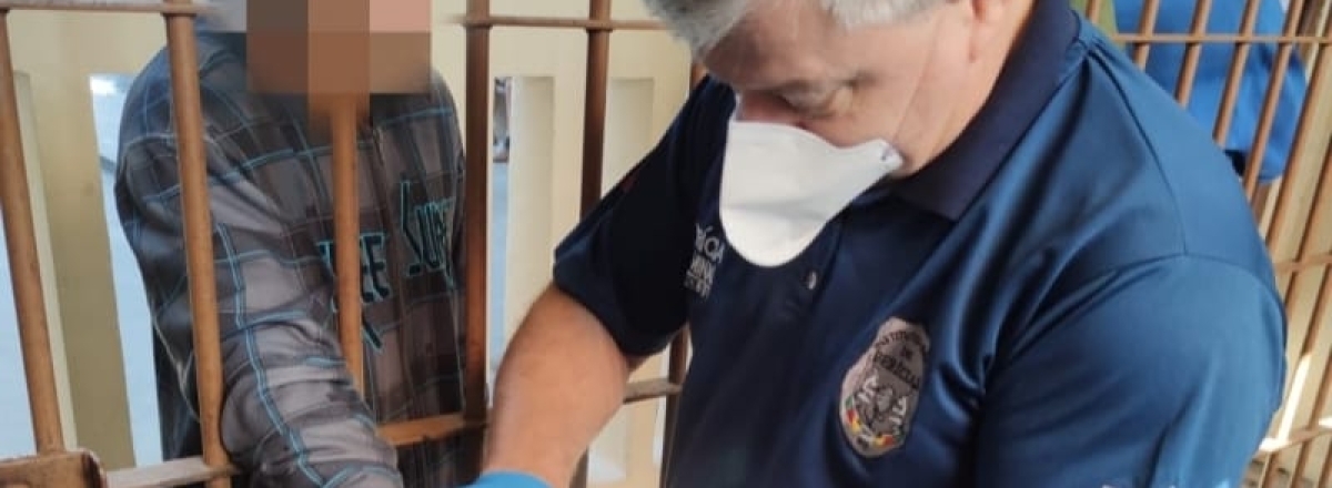Susepe realiza coleta de DNA de presos na Penitenciária de Santa Maria