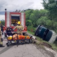 Acidente com caminhão deixa um morto e dois feridos na BR-392 em Caçapava do Sul