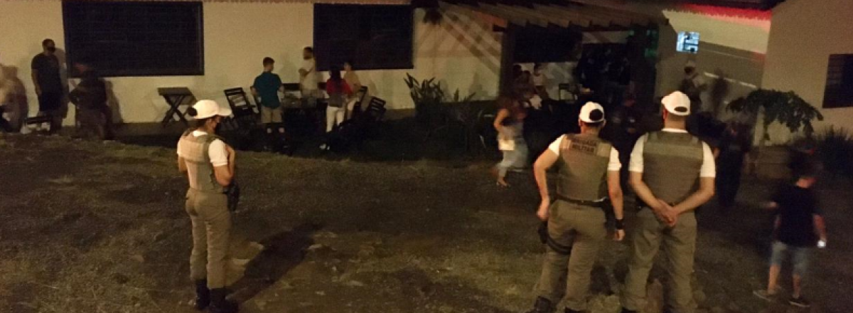 Brigada termina com festa funk com 150 pessoas em Santa Maria