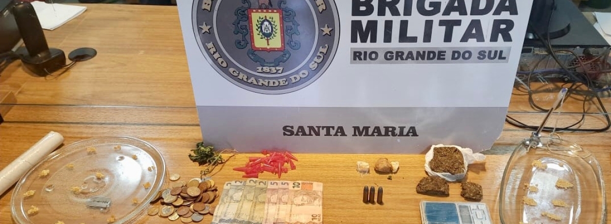 Jovem é preso por tráfico de drogas em Santa Maria