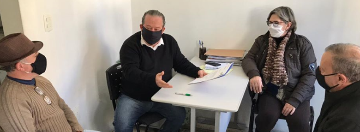 Vice-prefeito Sérgio Cechin e vereadores do PP sugerem uso da hidroxicloroquina