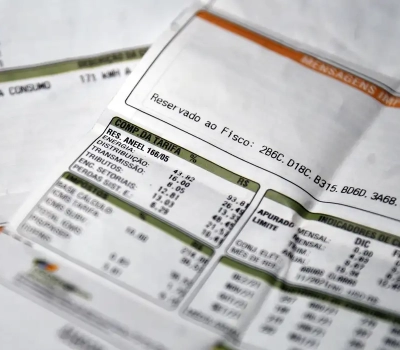 Aneel mantém bandeira para vermelha 1 na conta de luz em novembro