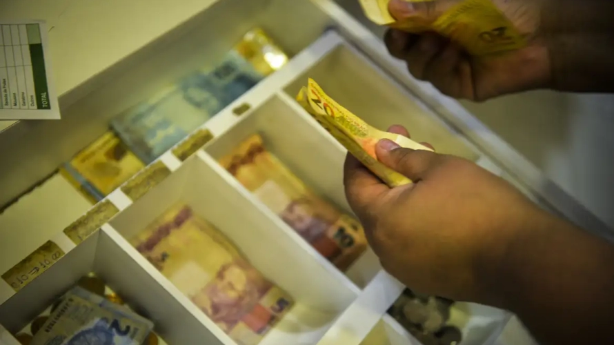 Segunda parcela do décimo terceiro deve ser depositada até dia 19