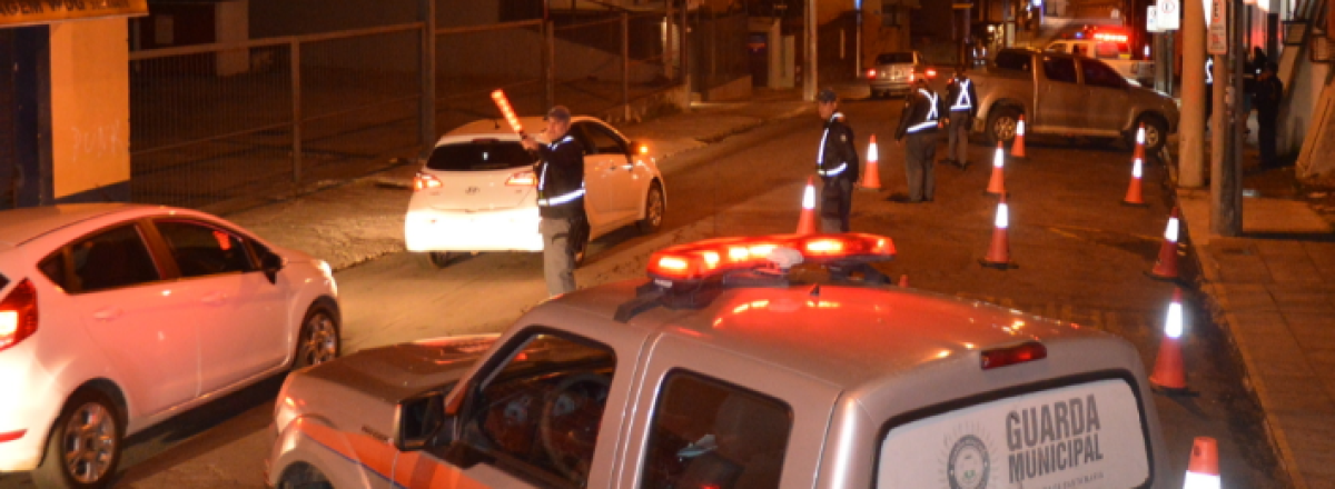 Blitz da Balada Segura recolhe oito veículos na noite de domingo em Santa Maria
