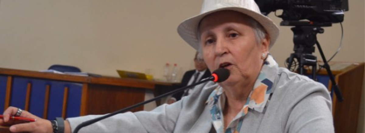 Vereadora Tia da Moto lidera comissão da Câmara que luta pela reabertura da Rua 7