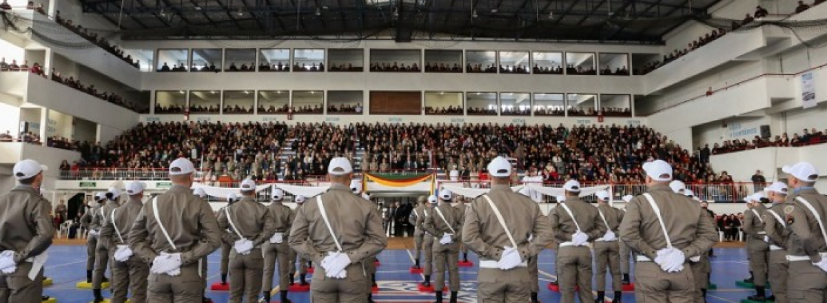 Cerimônia marca formatura de 81 novos soldados da Brigada em Santa Maria