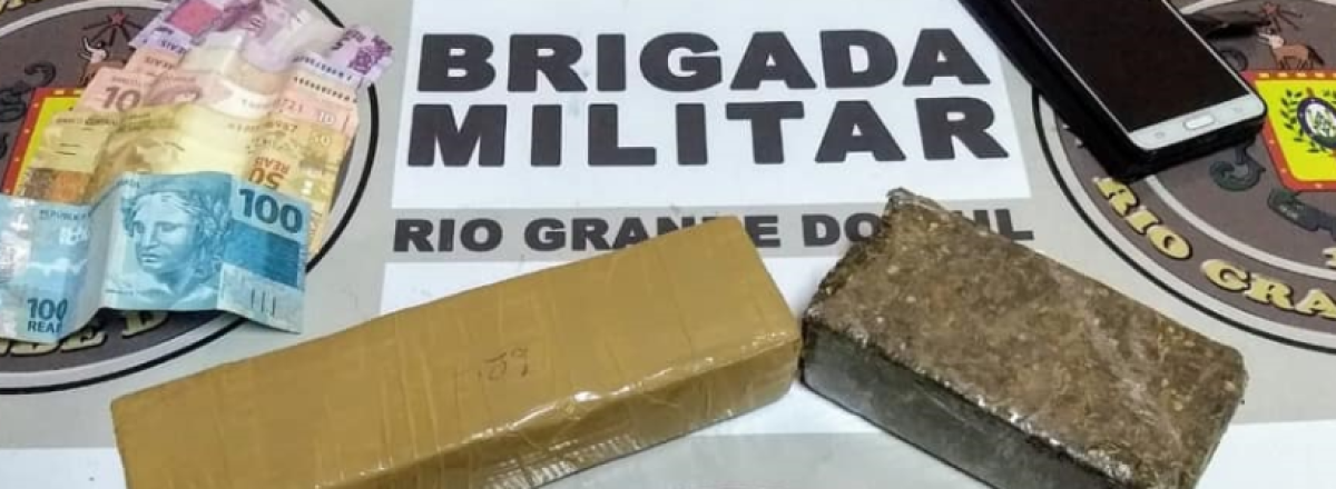 Brigada prende dupla com 1kg de maconha em Camobi