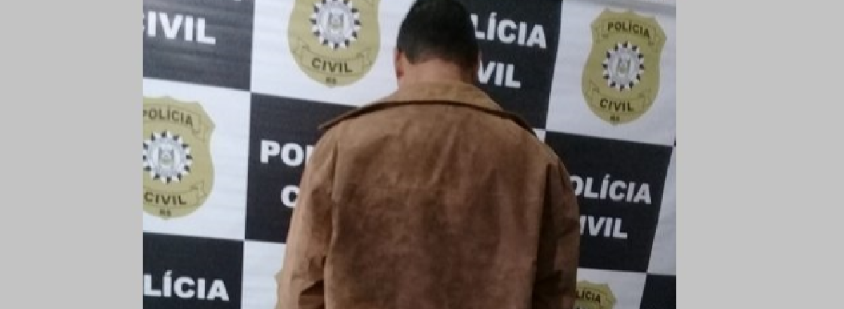 Suspeito de esfaquear mãe e filha se entrega à Polícia em Formigueiro