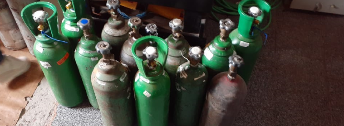 Polícia fecha laboratório clandestino de gases medicinais em Santa Maria