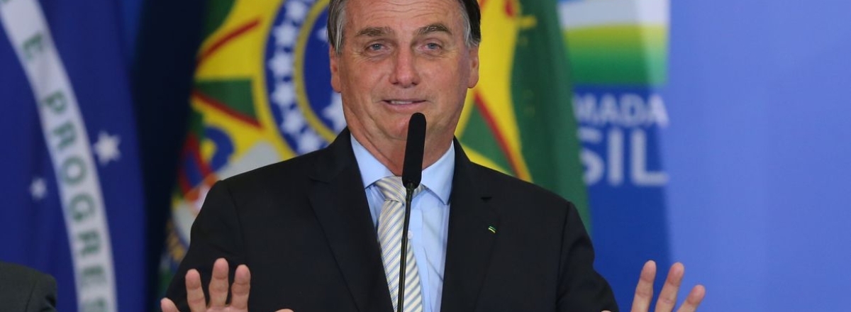 Deputados do PSOL pedem prisão de Bolsonaro ao STF