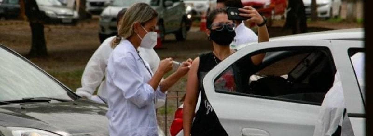 1.690 profissionais liberais da saúde foram imunizados hoje em Santa Maria